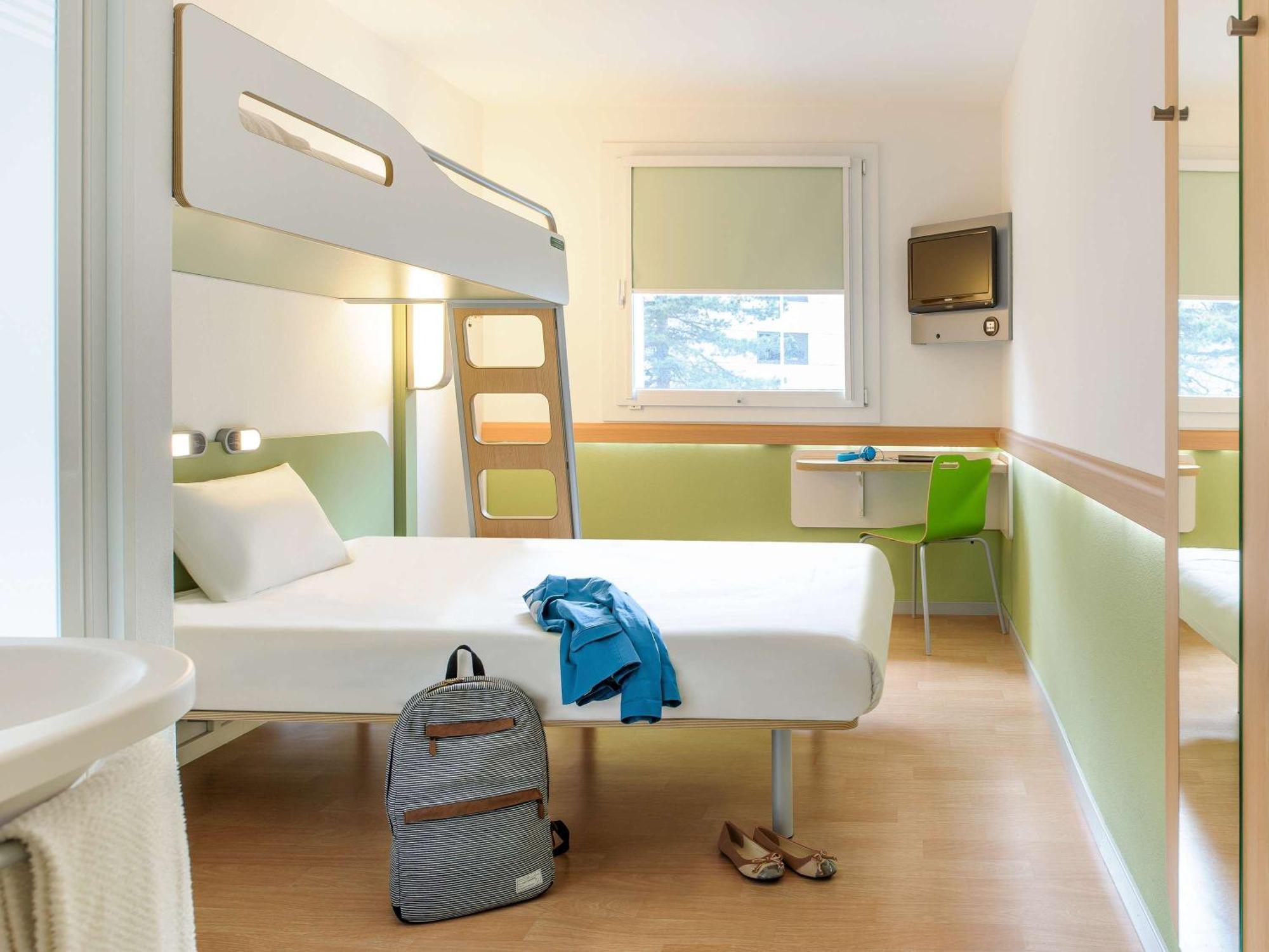 Ibis Budget Нуайон Экстерьер фото